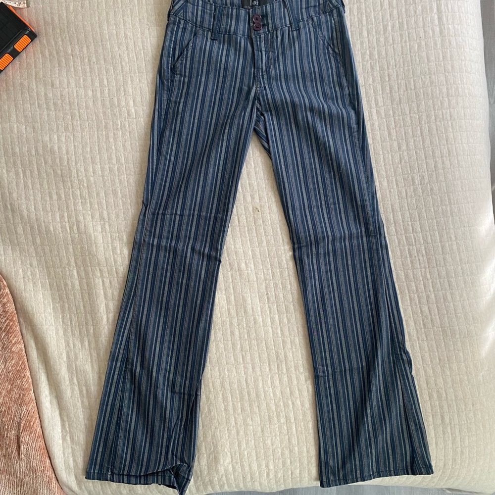 Lei Striped Blue pants